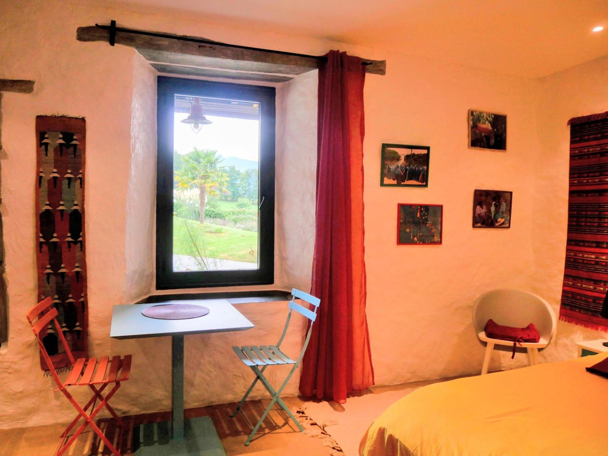 Les Couleurs Du Cagire Bed & Breakfast Couret Exterior photo